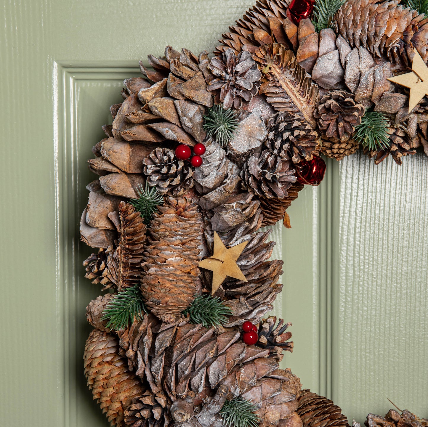 50cm Frosted Hanging Christmas Wreath with Red Jingle Bells & Wooden Stars