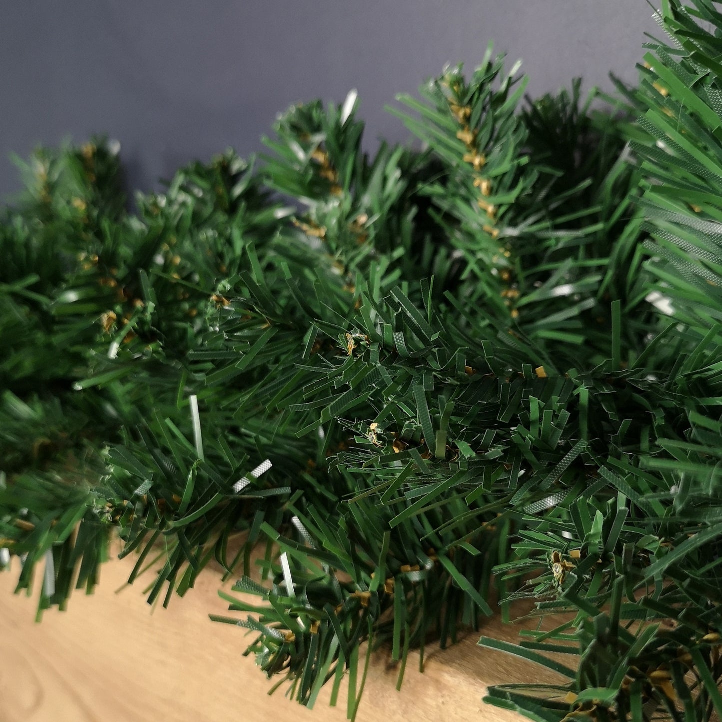 Premier 270cm (9ft) x 25cm Plain Green Christmas Garland Decoration