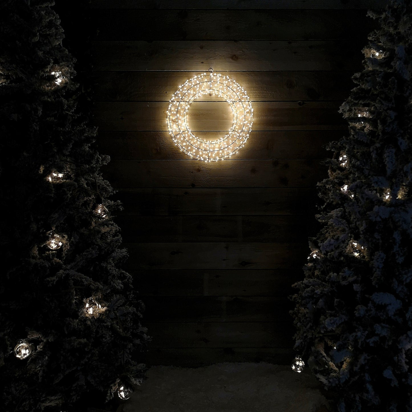 Rose Gold Wreath With Warm White LEDs 600 Bulb 45cm