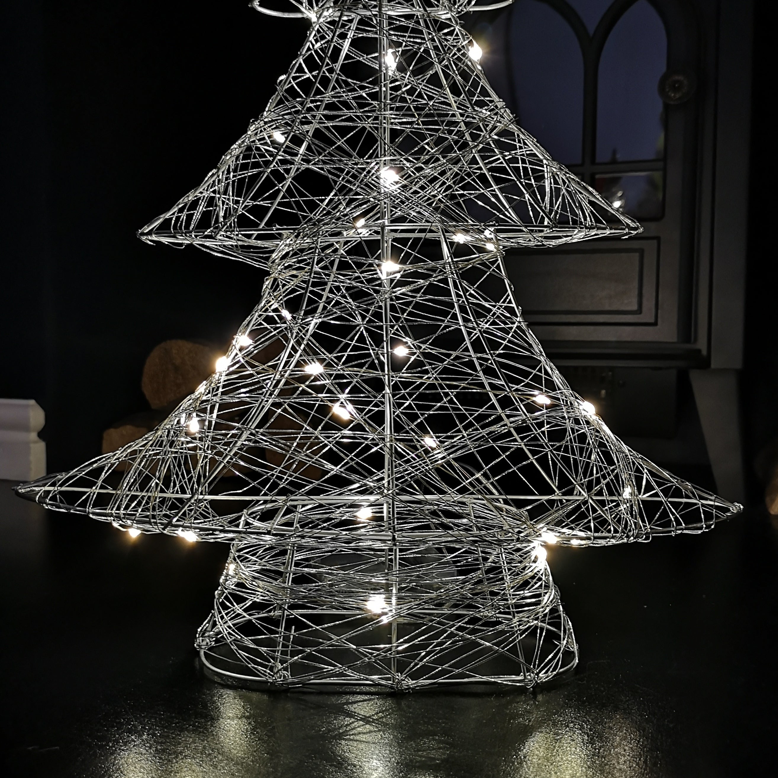 40cm Battery Operated Silver Woven Mesh Christmas Tree with Warm White LEDs