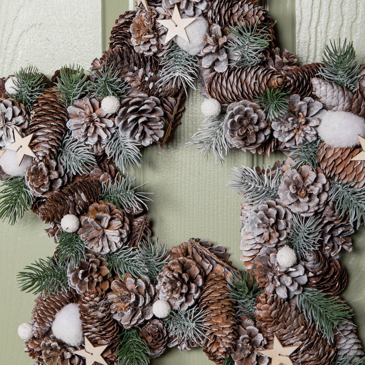 45cm Frosted Hanging Christmas Star Wreath with Pine Cones & Wooden Stars