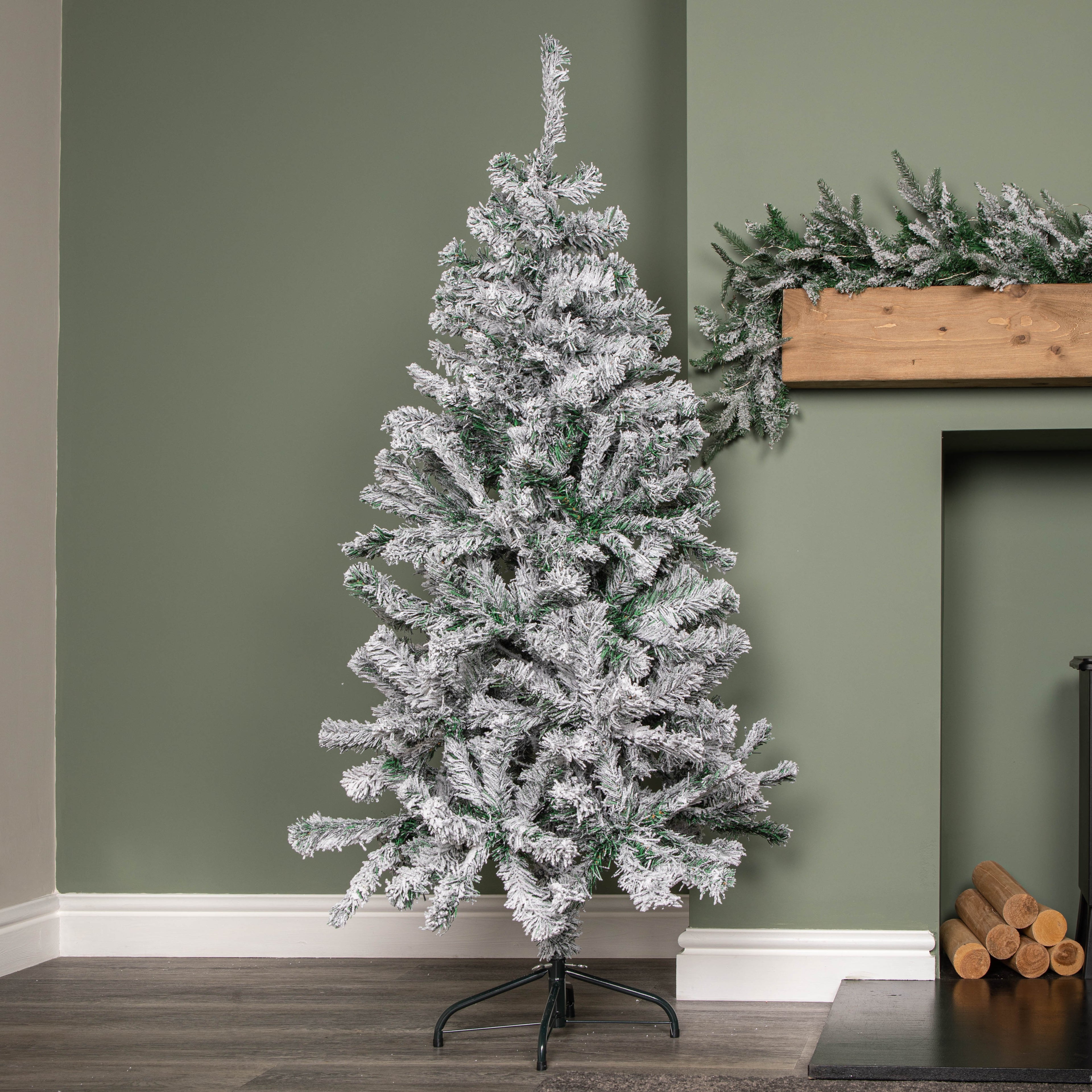 5ft (1.5m) Snow Flocked Artificial Christmas Tree with Green Metal Stand and 285 Tips