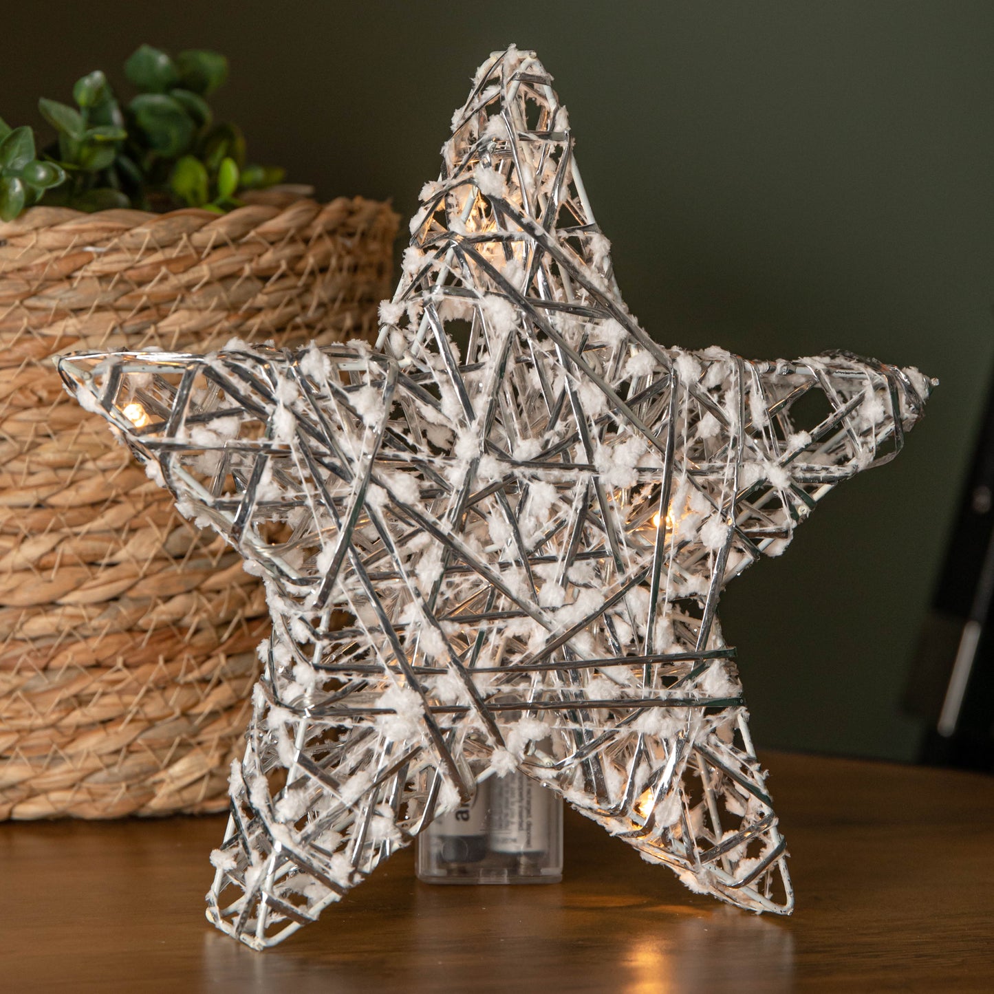 20cm Battery Operated Light up Silver Woven Christmas Star with 5 Warm White LEDs