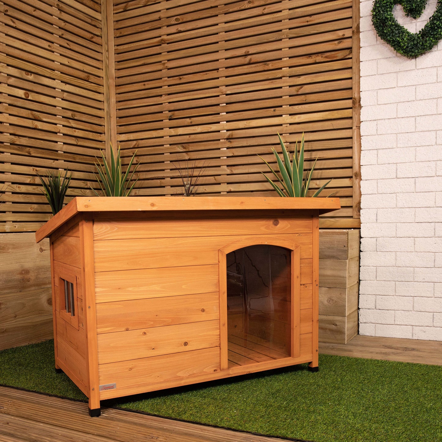 72cm x 1.04m Medium Outdoor Garden Cosy Wooden Dog House Kennel with Window