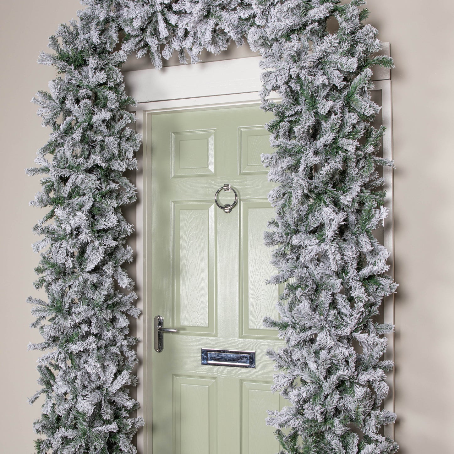 8ft (2.57m) Single Door Artificial Snow Flocked Christmas Tree Arch in Green with 2000 Tips