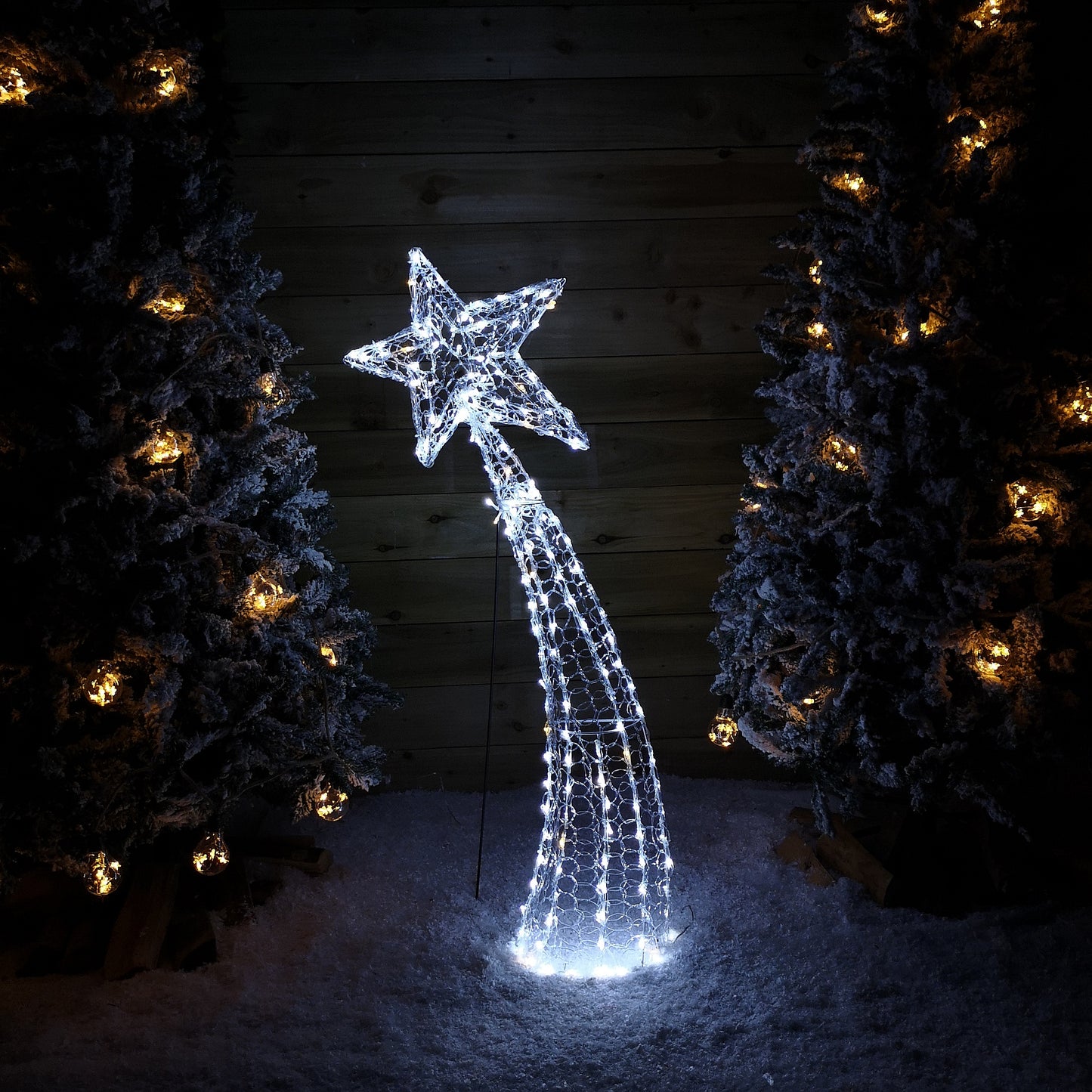 1.2m Light up Soft Acrylic 2D Shooting Christmas Star with 200 LEDs in White & Warm White