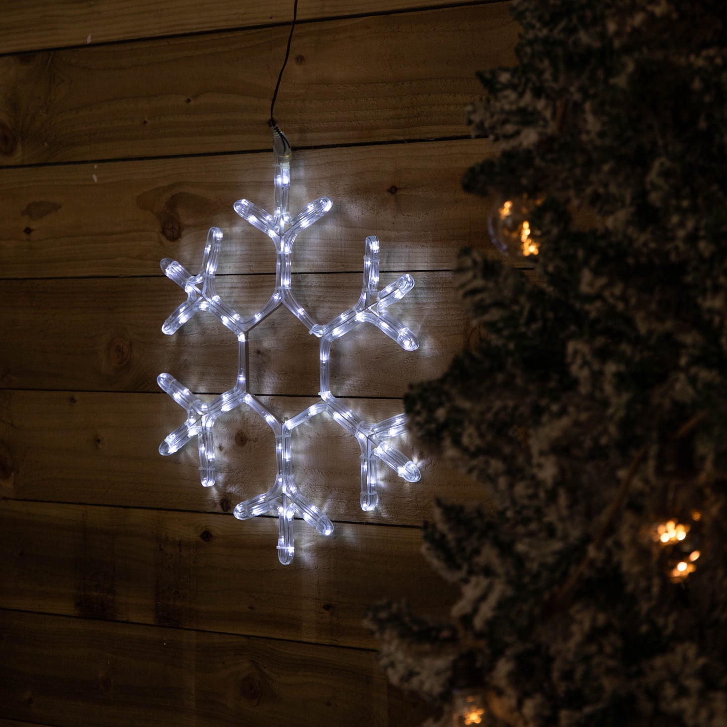 53cm Light up Hanging Christmas Snowflake Rope Light with White LEDs