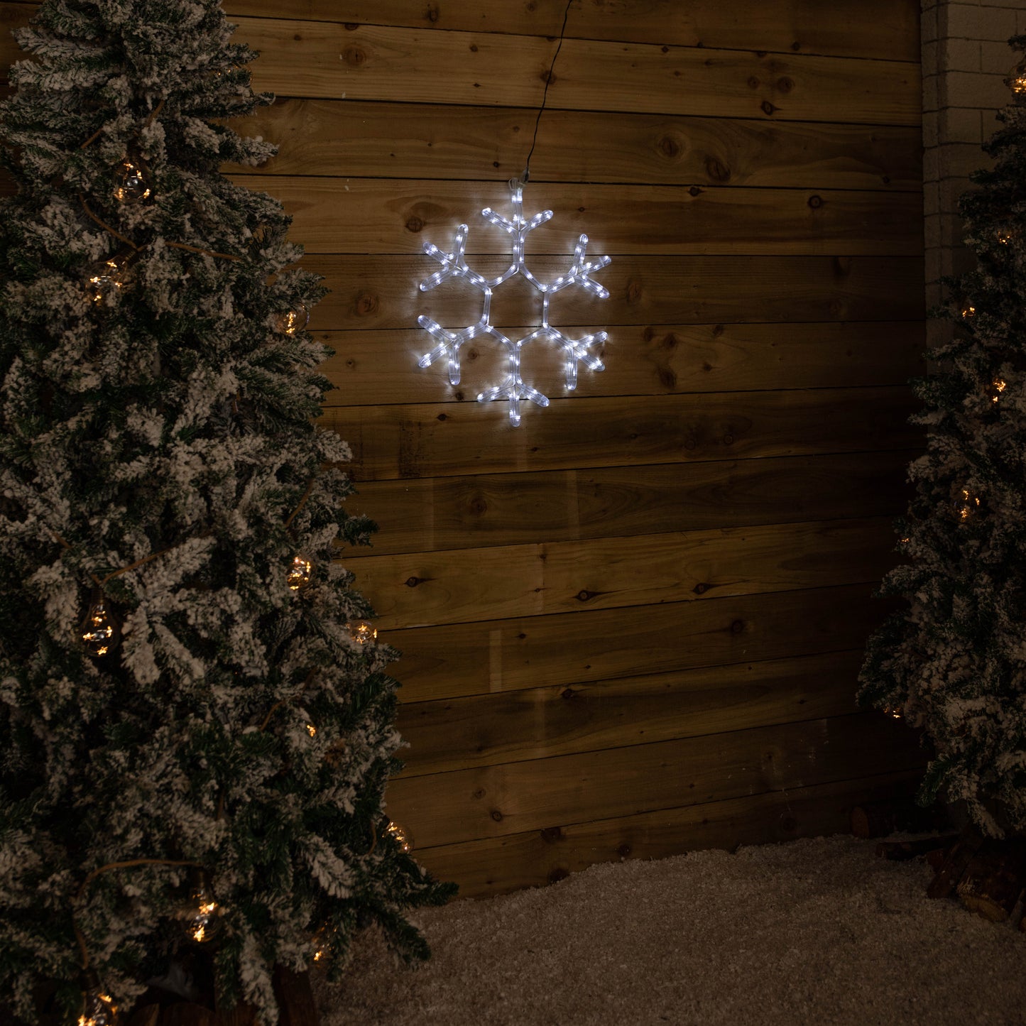 53cm Light up Hanging Christmas Snowflake Rope Light with White LEDs