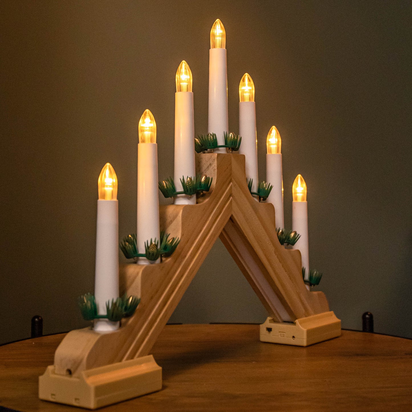 38cm Battery Operated Light up Wooden Christmas Candle Bridge with 7 Warm White LEDs