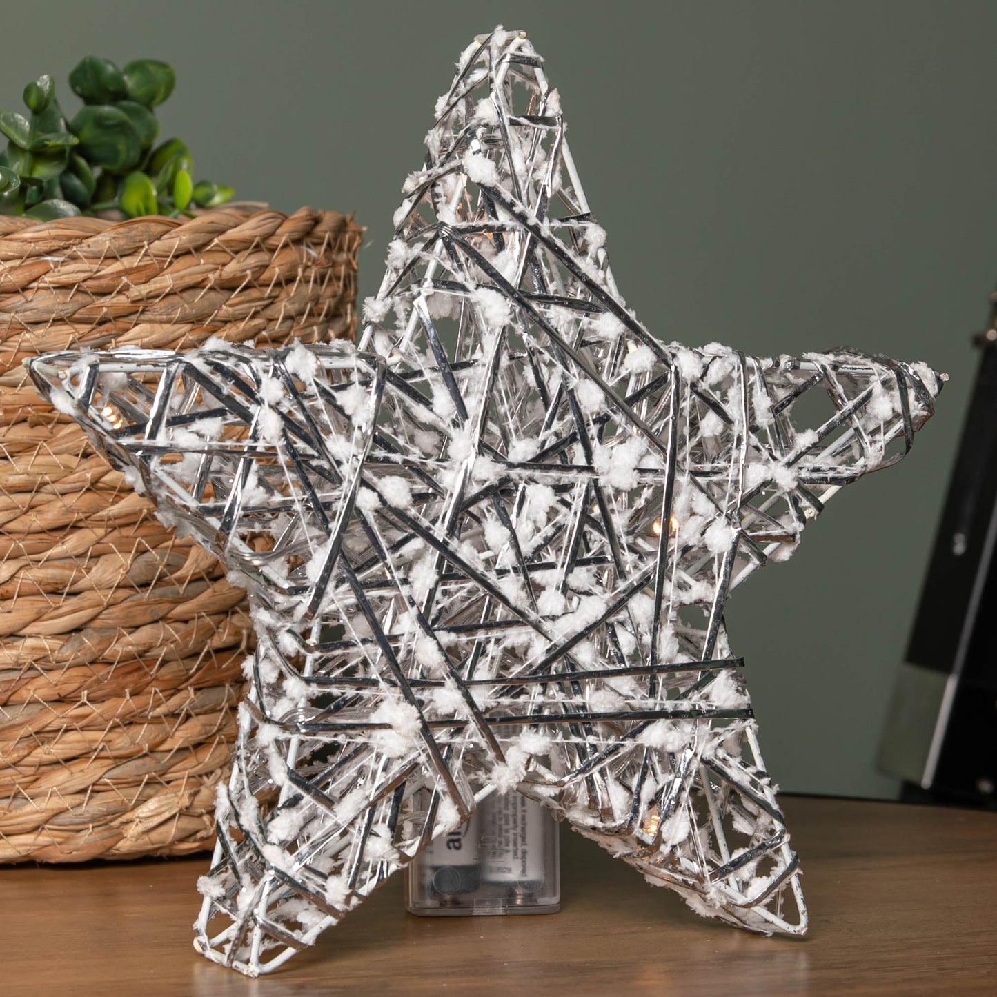 20cm Battery Operated Light up Silver Woven Christmas Star with 5 Warm White LEDs