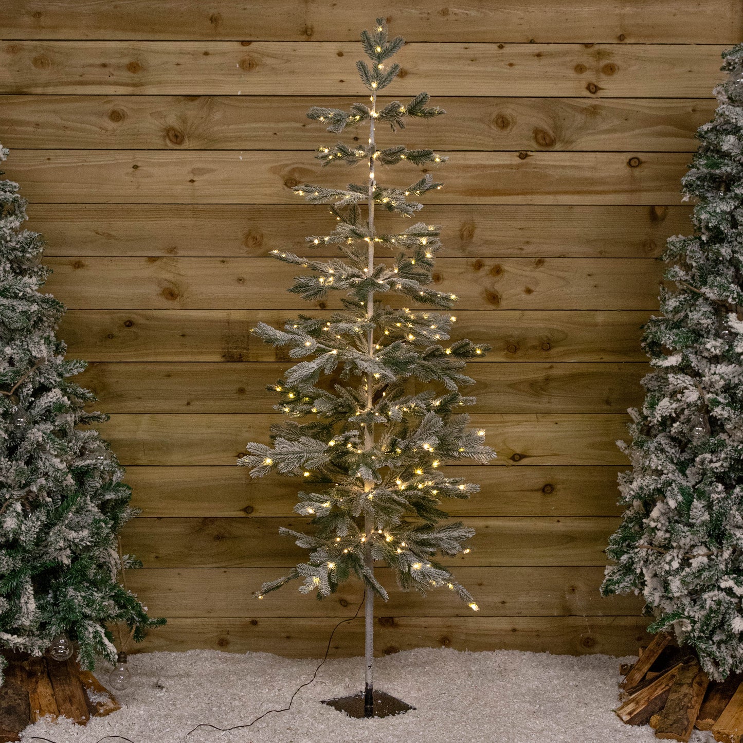 5ft (1.5m) Light up Christmas Pine Needle Tree with 220 Warm White LEDs and Metal Stand