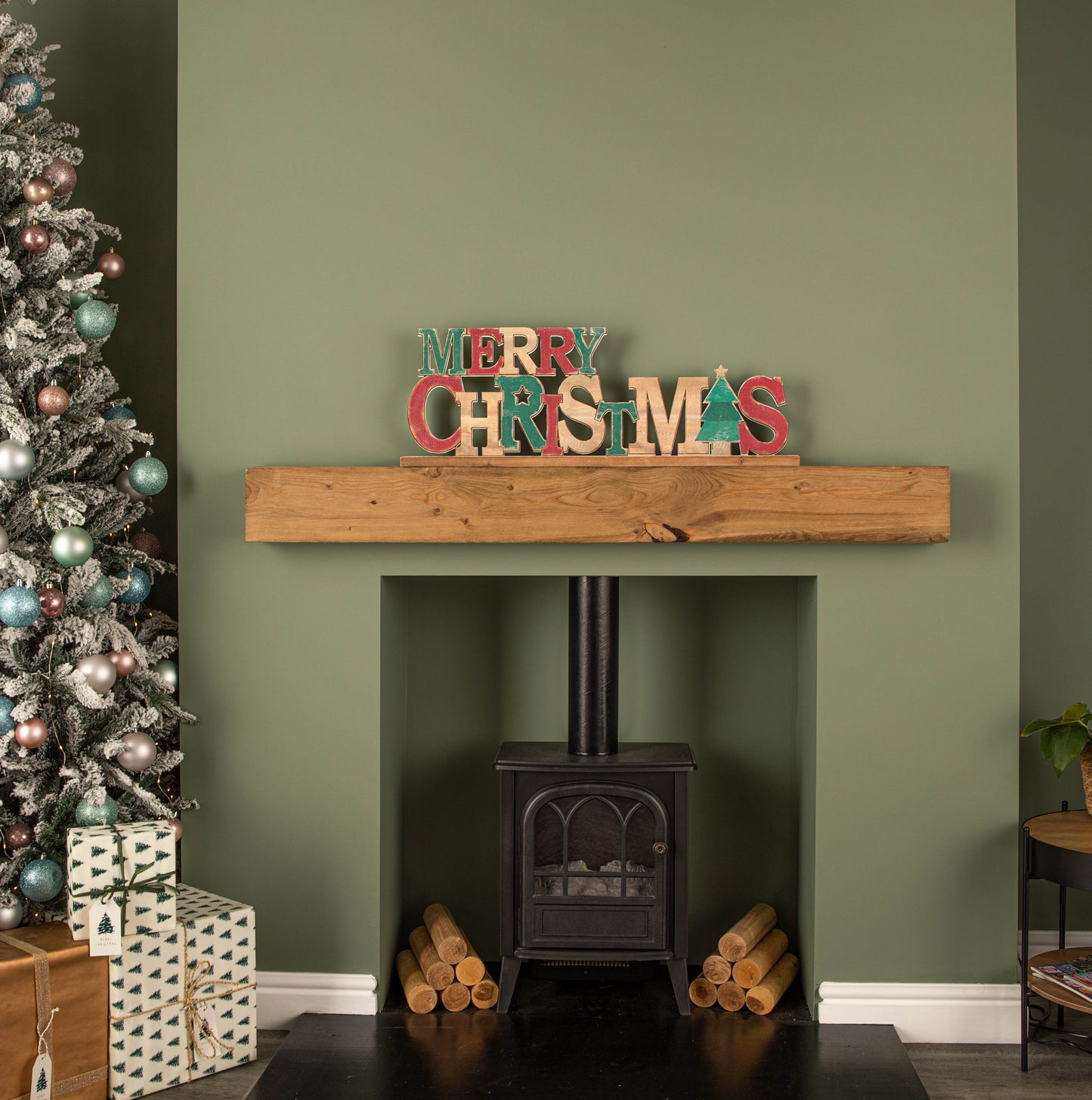 80cm Red and Green Wooden Merry Christmas Table Top Sign