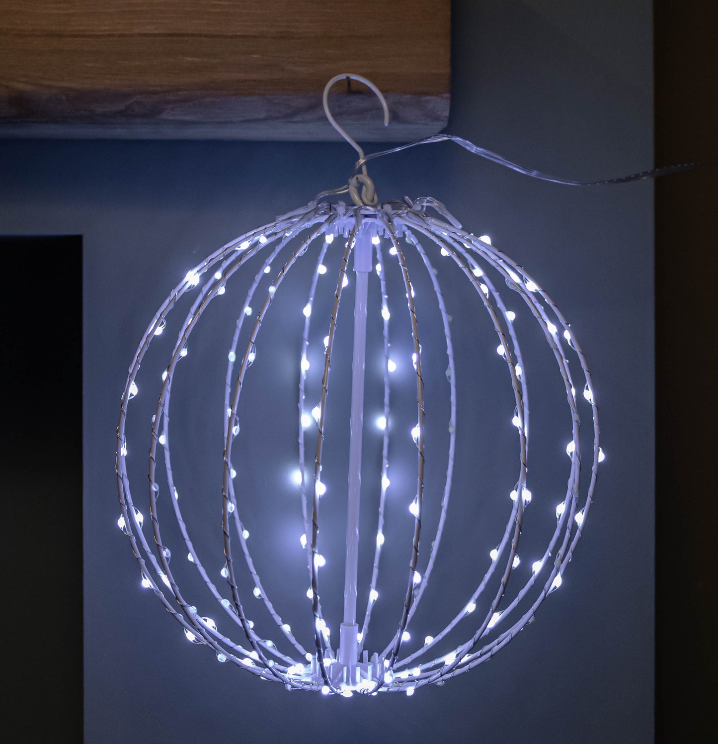 30cm Light up Hanging Metal Christmas Ball with 160 Spinning Effect LEDs in White