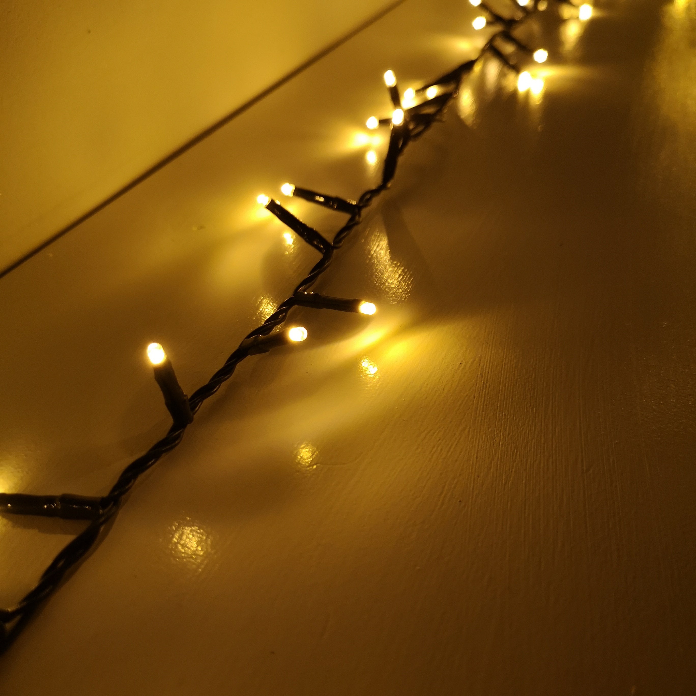 125m Treebrights Christmas Lights with 5000 LEDs in Vintage Gold with Timer
