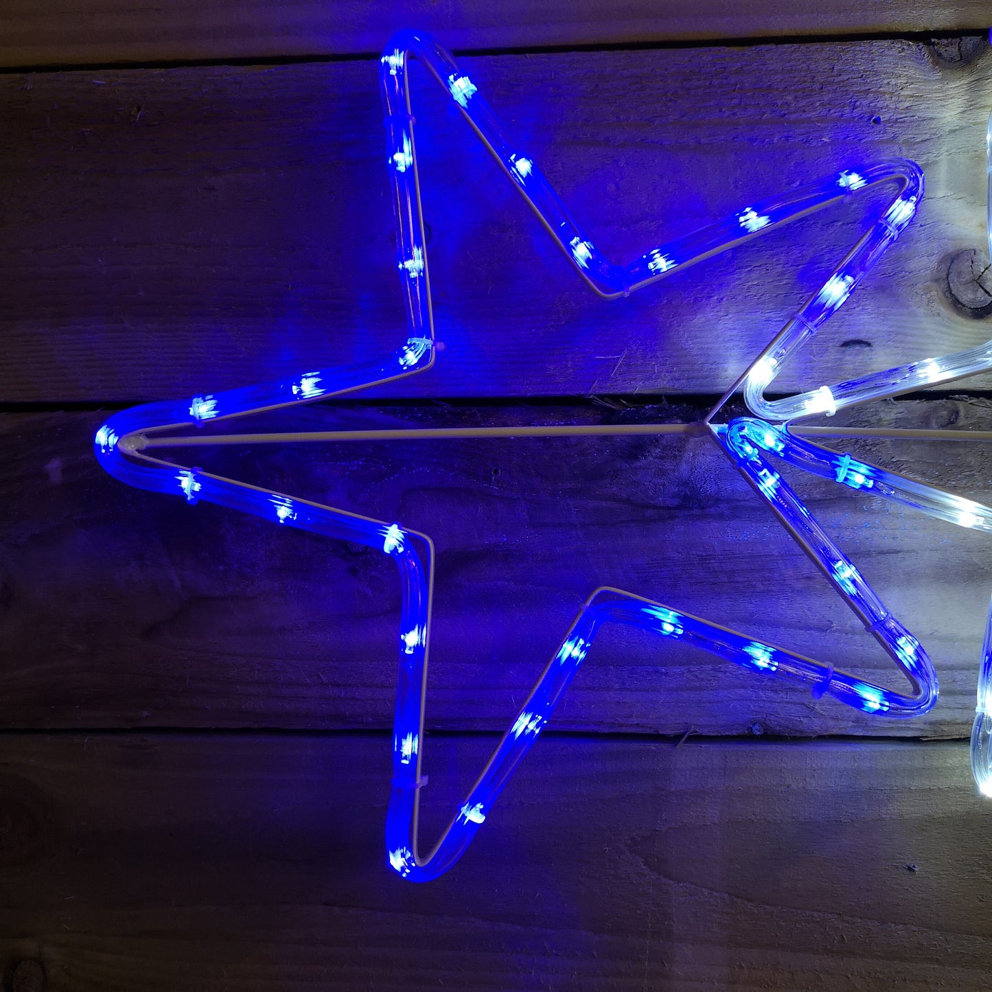 1.2m LED Rope Light 7 Star Silhouette Christmas Decoration in Cool White & Blue