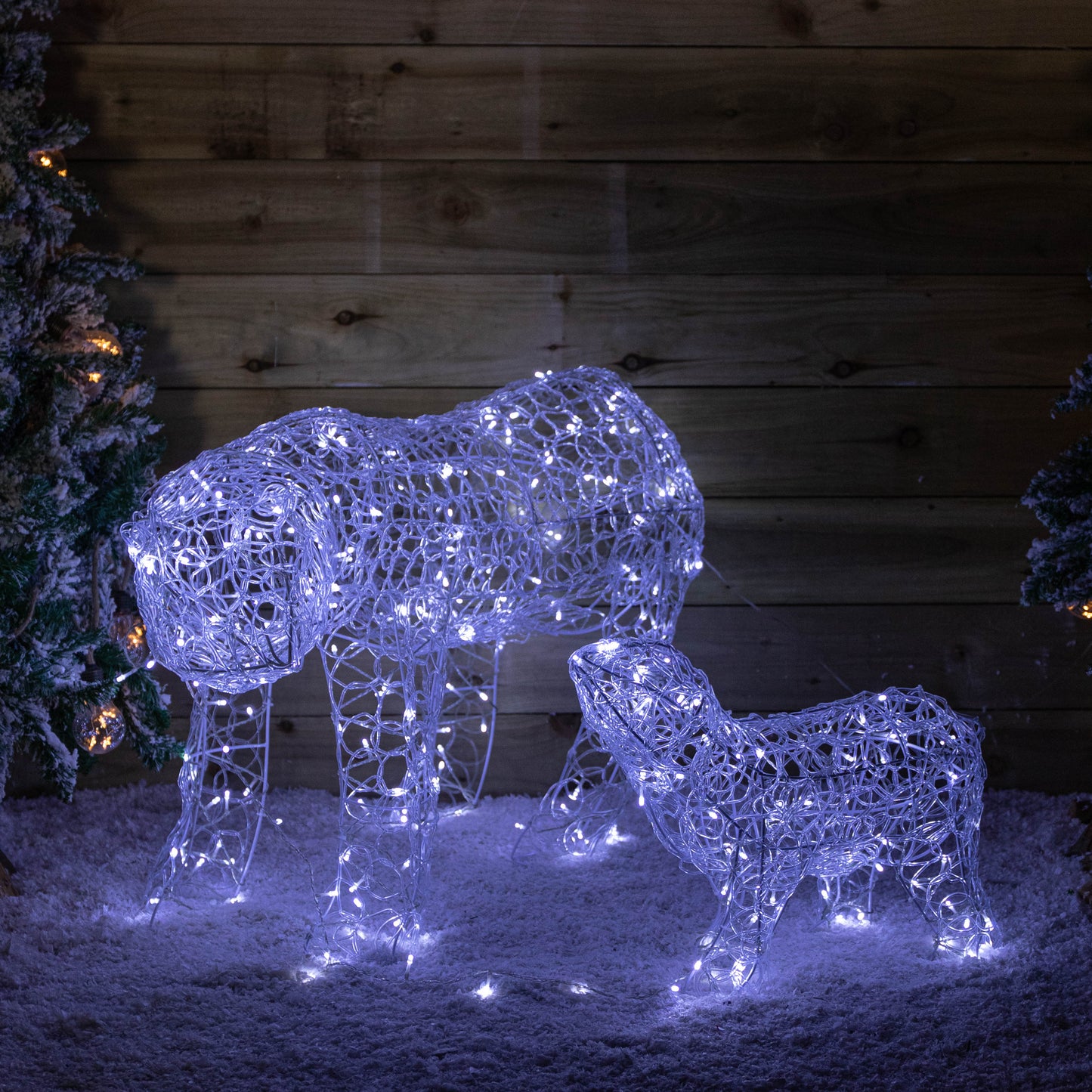 1.3m Light up Soft Acrylic Christmas Polar Bear & Cub With 300 Multi-Action White LEDs