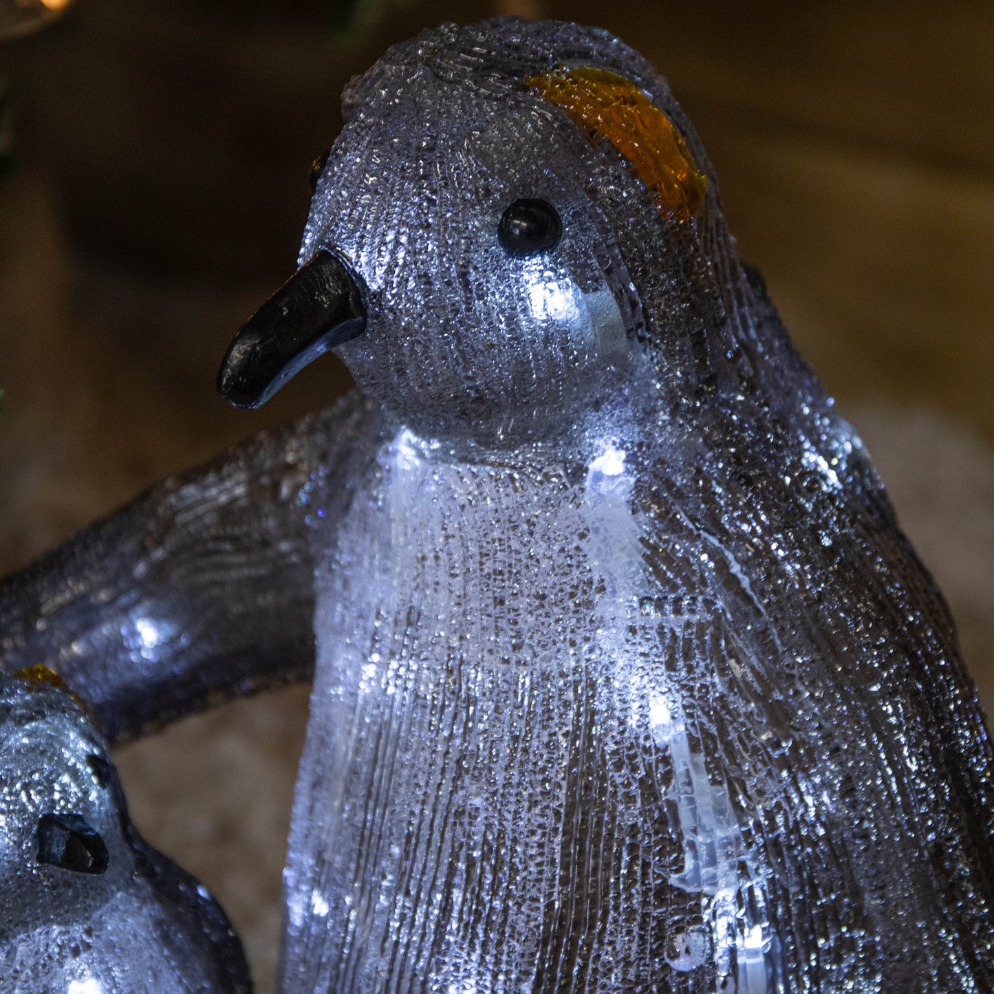 29cm Battery Operated Light up Acrylic Christmas Penguin & Chick with 30 White LEDs 