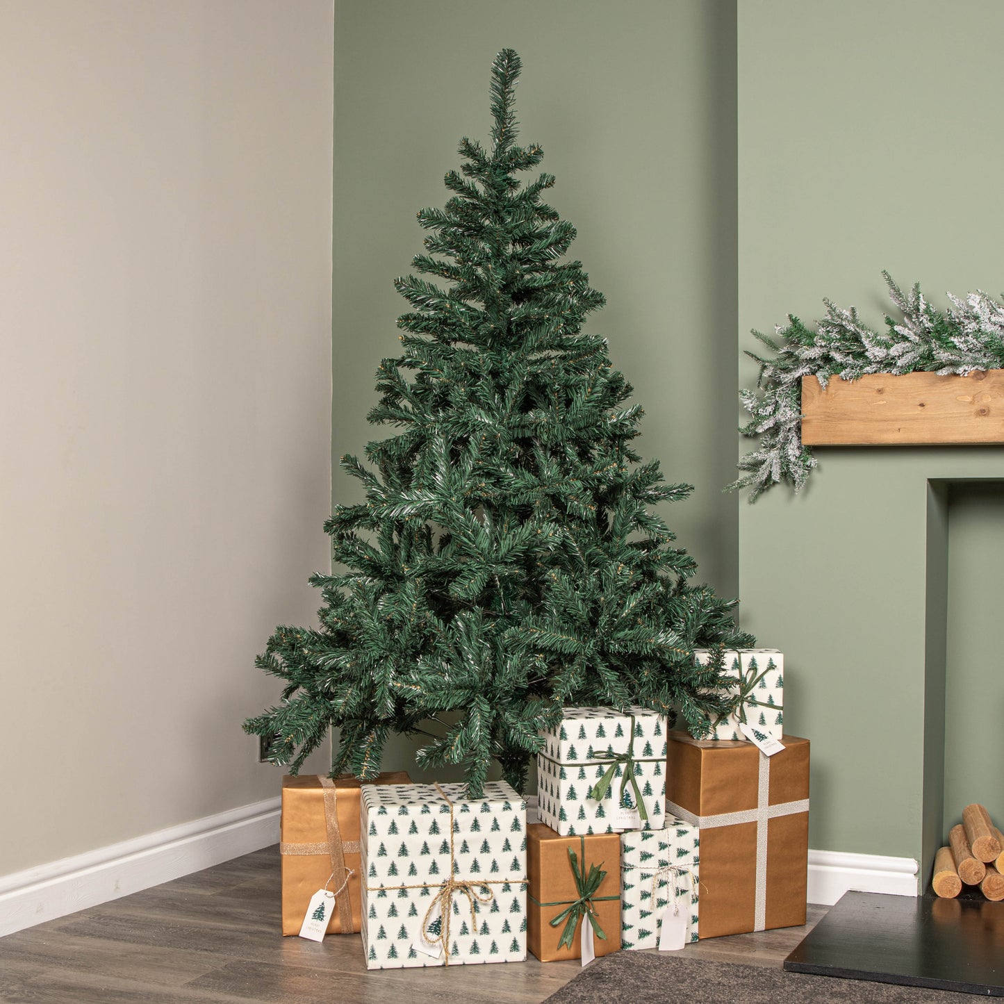 6ft (1.8m) Green Artificial Christmas Tree with Green Metal Stand and 497 Tips