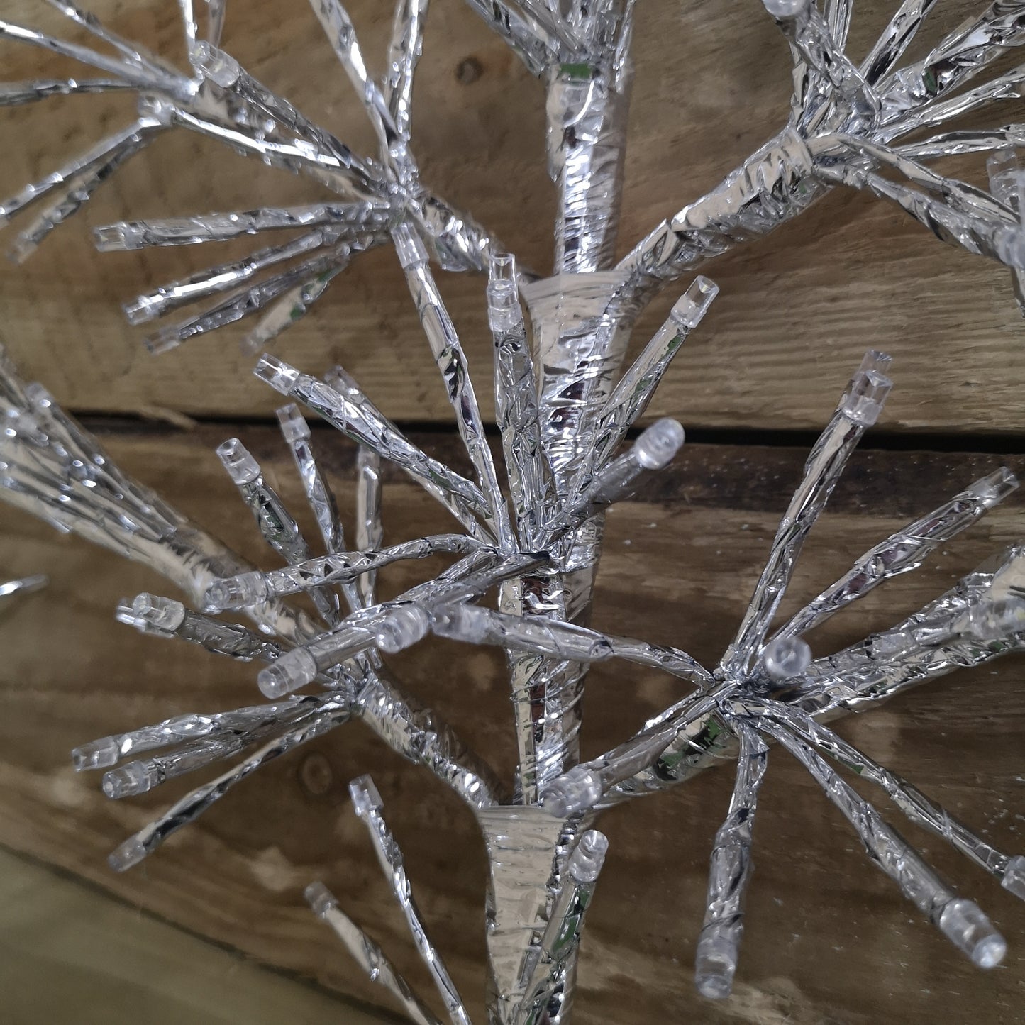 1.2m Premier Silver Starburst Christmas Snowflake 960 White LEDs