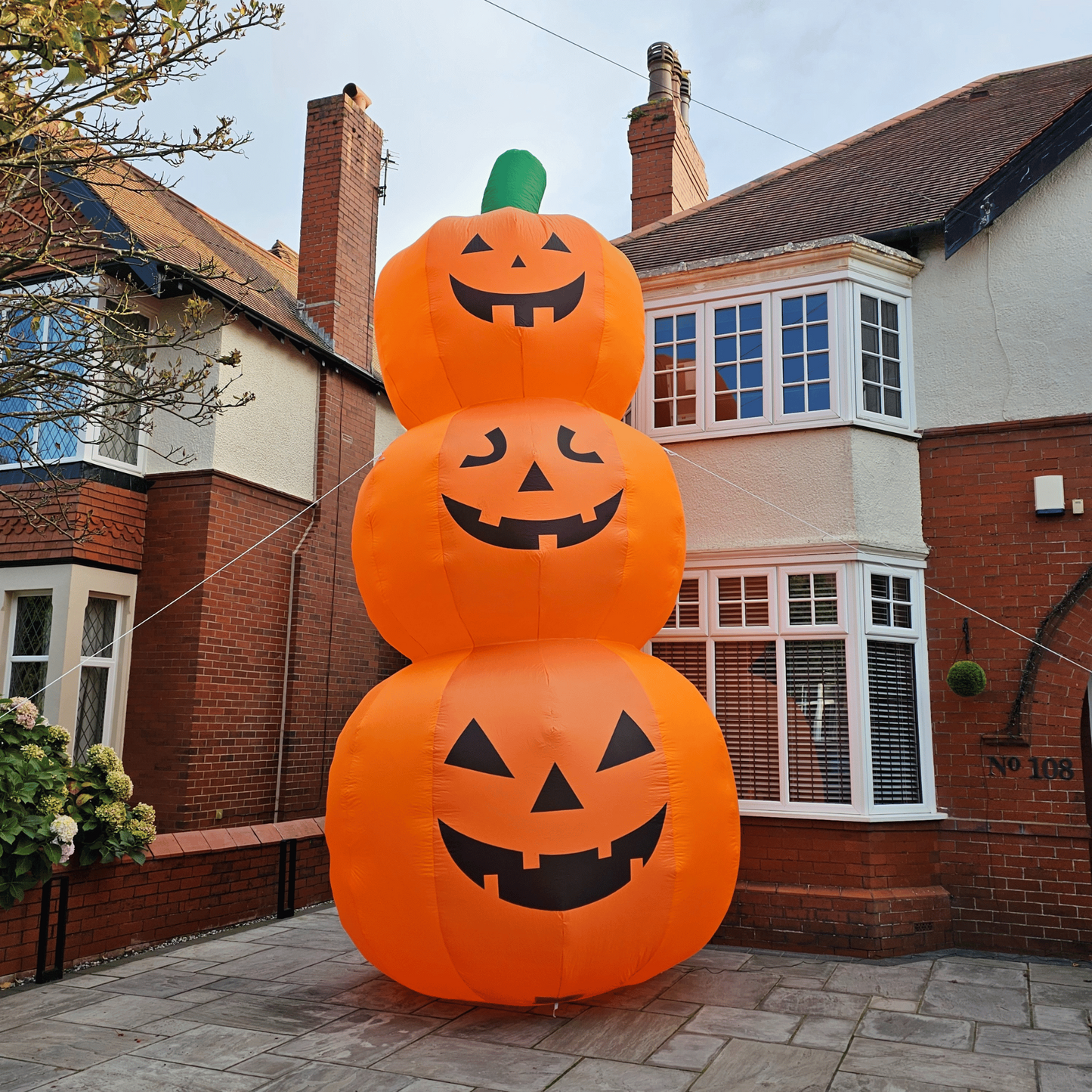 Giant: 20ft (6m) Inflatable Light up Halloween Stacked Pumpkin Decoration with 28 LEDs