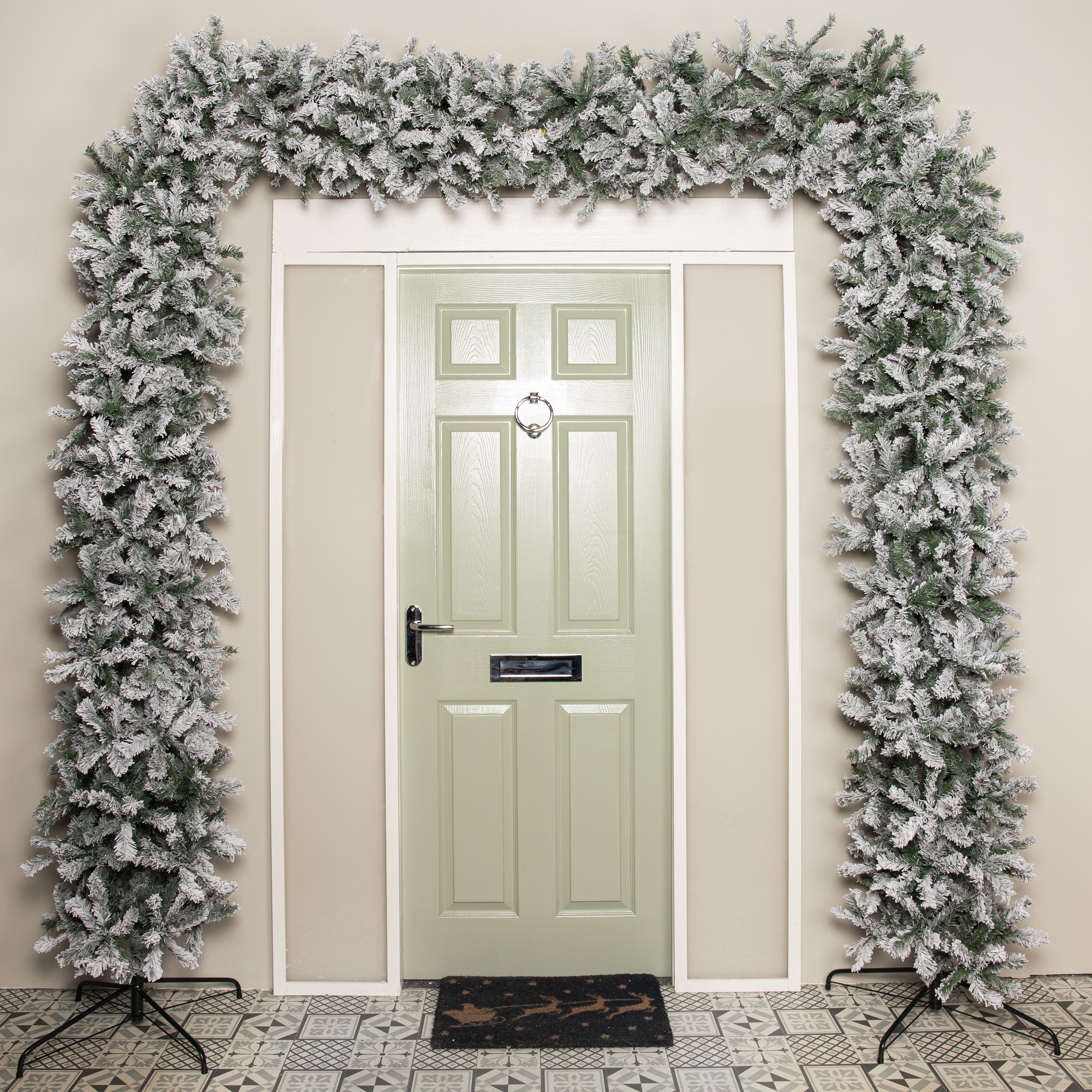 8ft (2.55m) Double Door Artificial Snow Flocked Christmas Tree Arch in Green with 2000 Tips