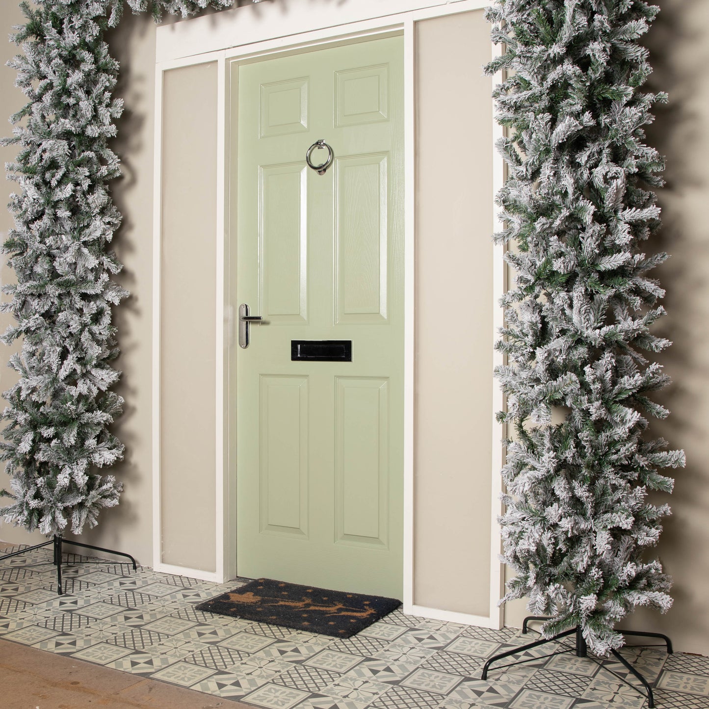 8ft (2.55m) Double Door Artificial Snow Flocked Christmas Tree Arch in Green with 2000 Tips