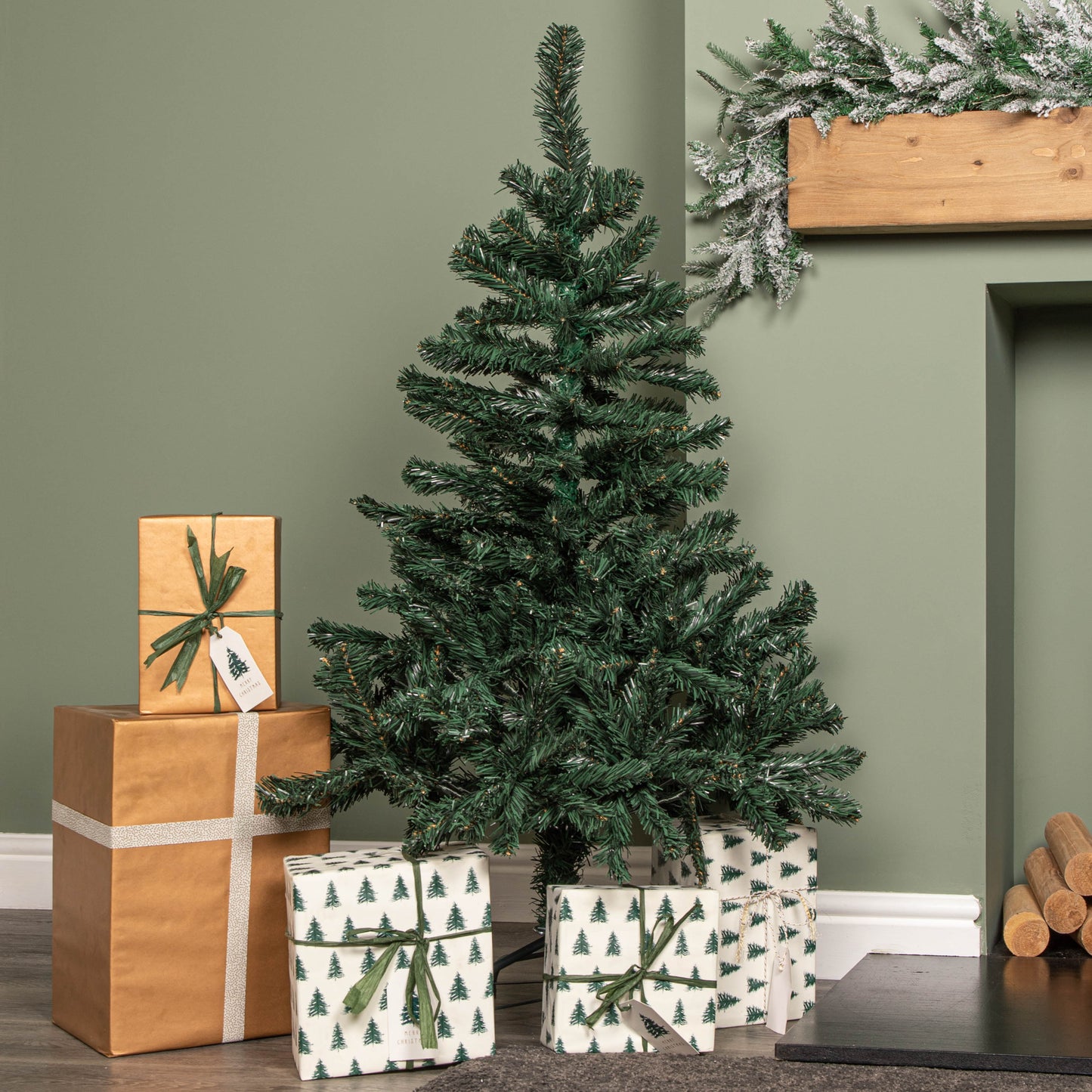 4ft (1.2m) Green Artificial Christmas Tree with Green Metal Stand and 219 Tips