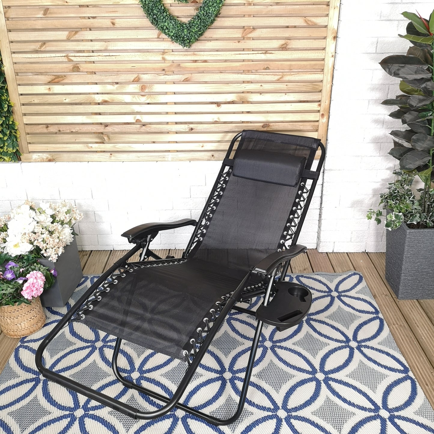 Black Multi Position Textoline Zero Gravity Garden Relaxer Chair Lounger