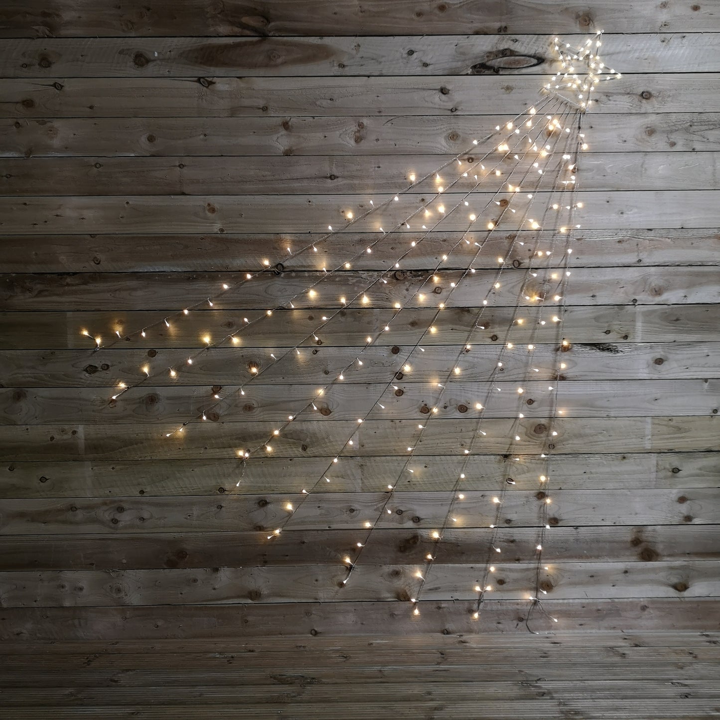 2.5m Indoor Outdoor Shooting Star 247 Warm White LED Multifunction Christmas Decoration