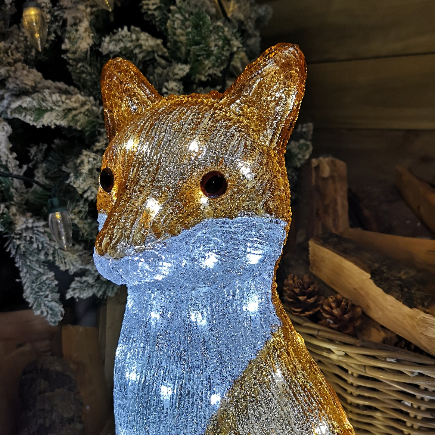 54cm The Snowman & Snowdog 2018 Acrylic Fox Christmas Decoration with 100 Ice White LEDs