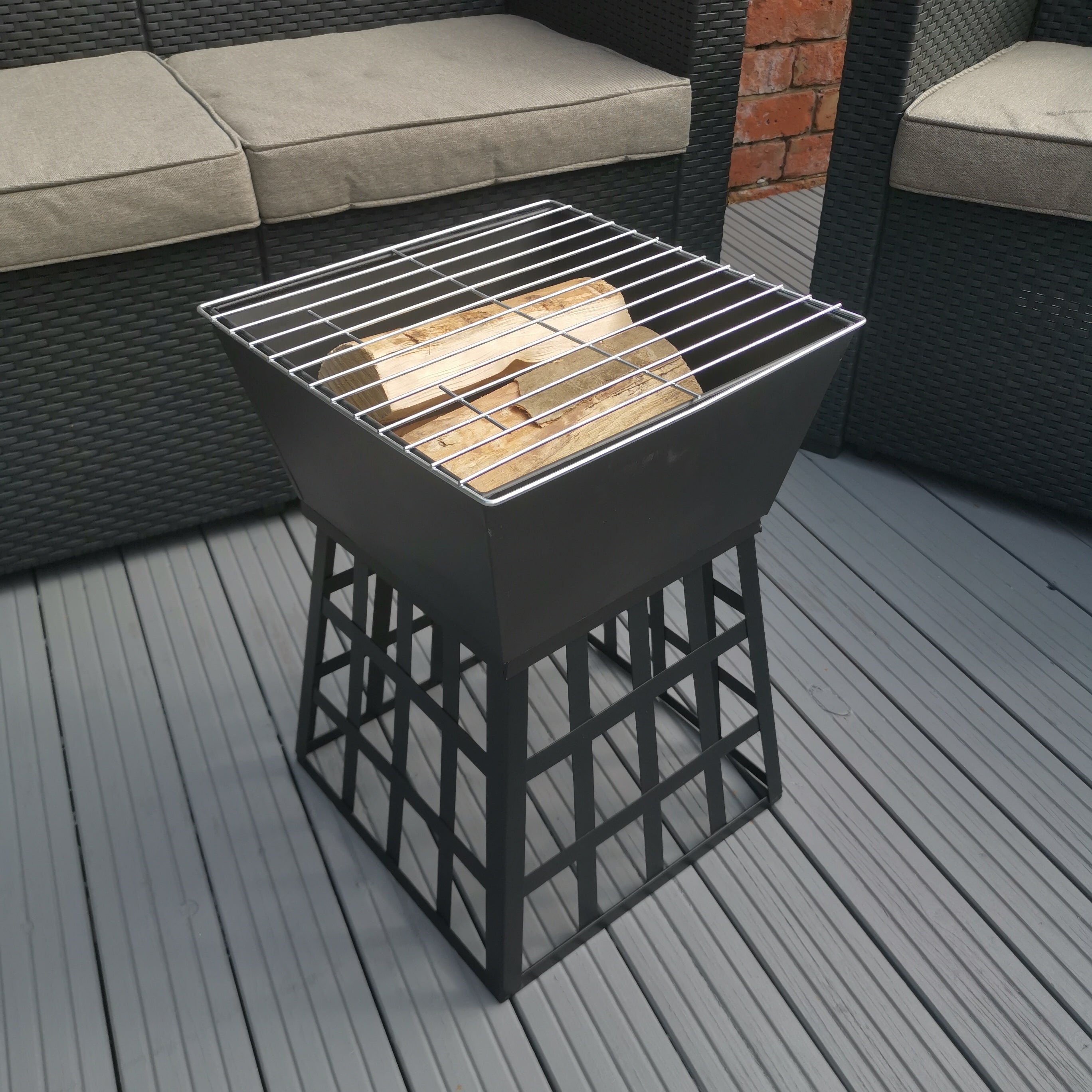 Redwood 33cm x 33cm Outdoor Garden Square Fire Pit / Heater / BBQ