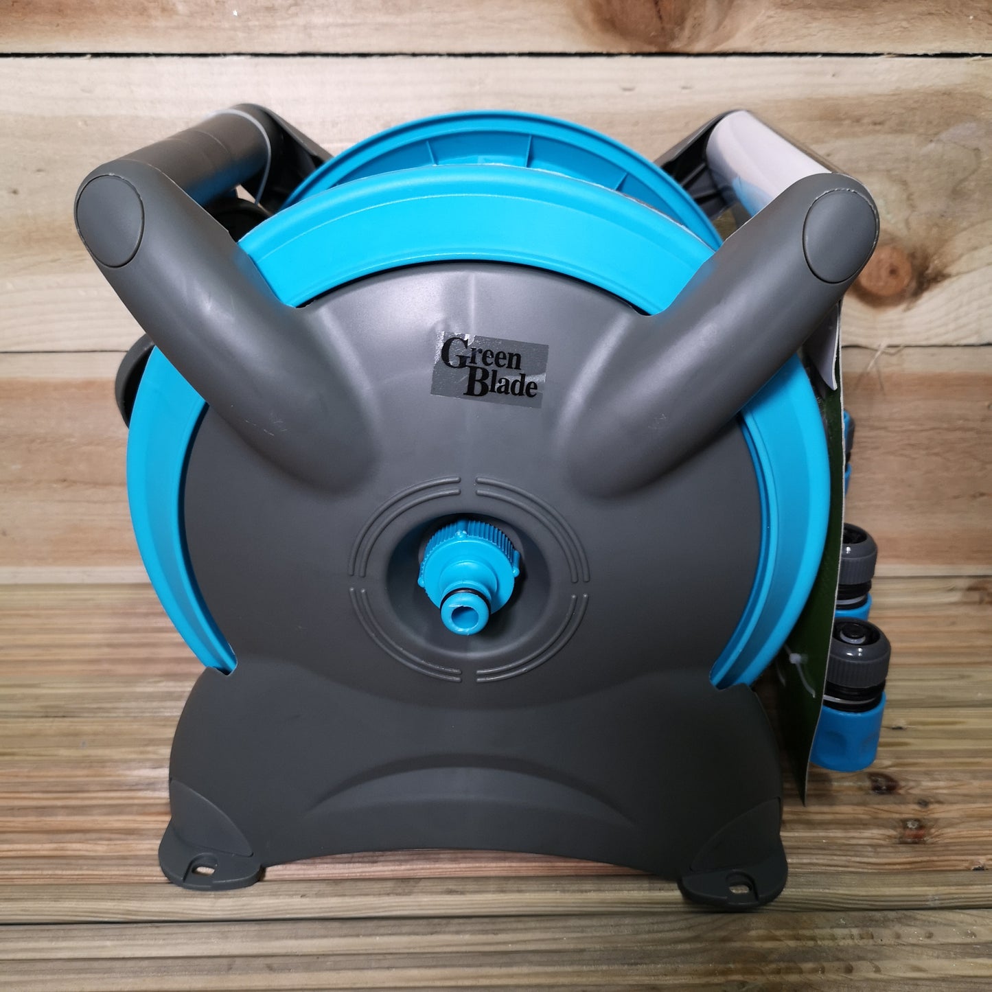 15m (49ft) Compact Garden Hose Reel with Pipe & 5 Nozzle Spray Gun