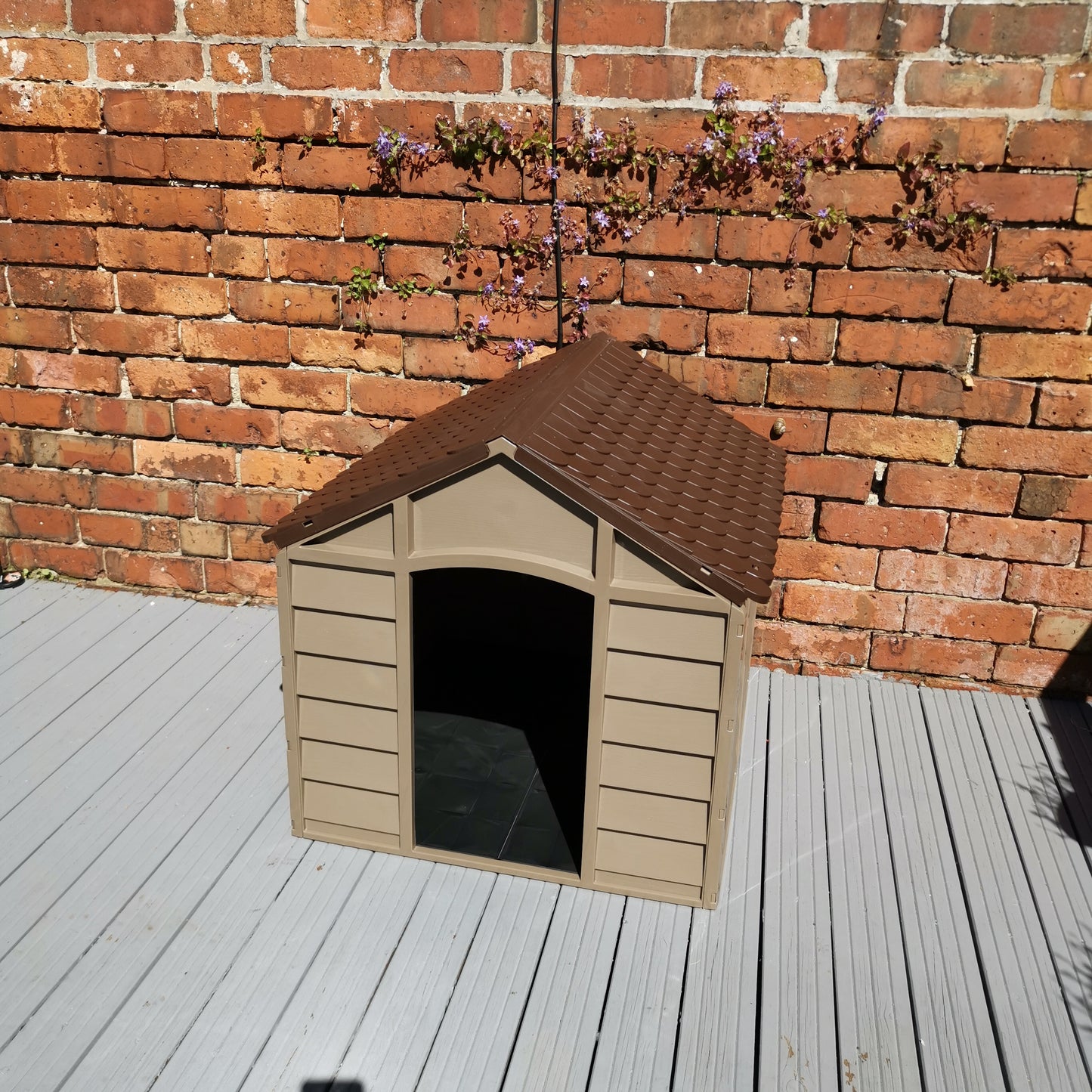 Plastic Dog Kennel / House in Brown – 71cm x 71cm x 68cm