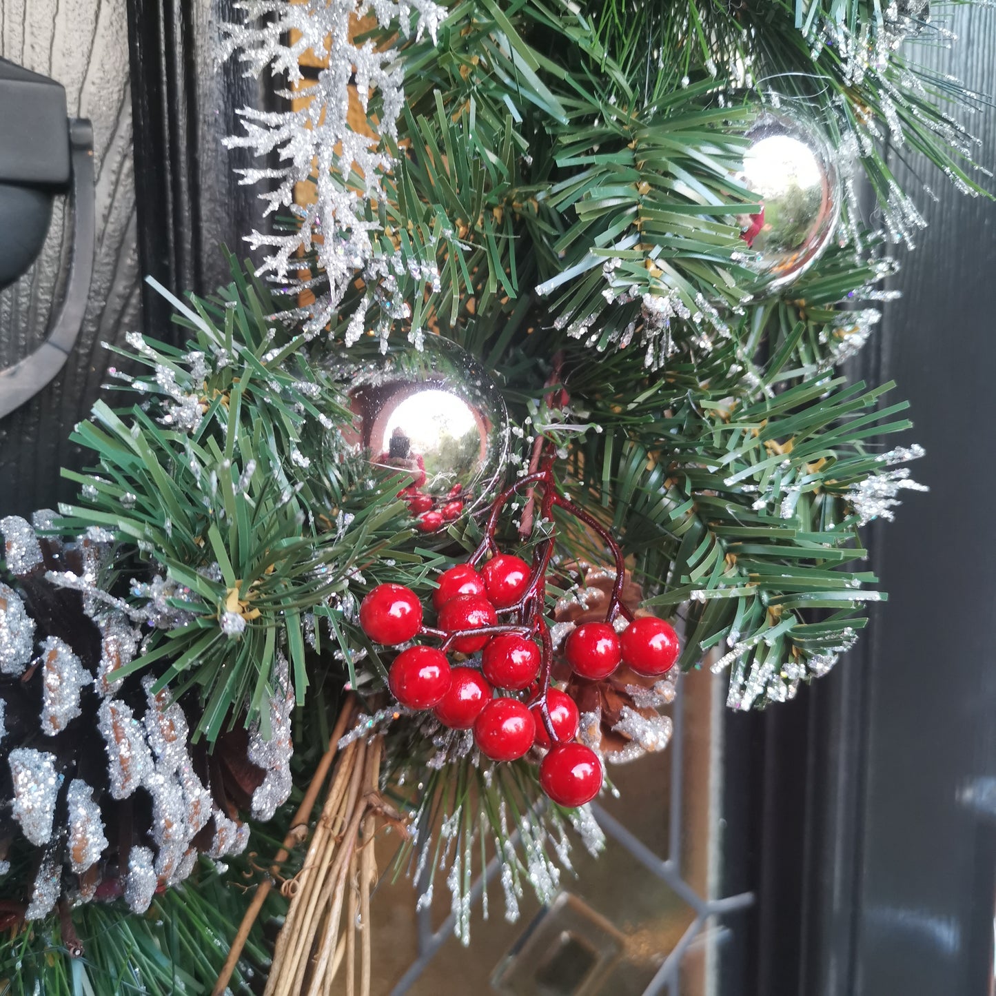 The Tree Company 40cm Festive Silver Dressed Christmas Wreath With Pinecones and Red Berries