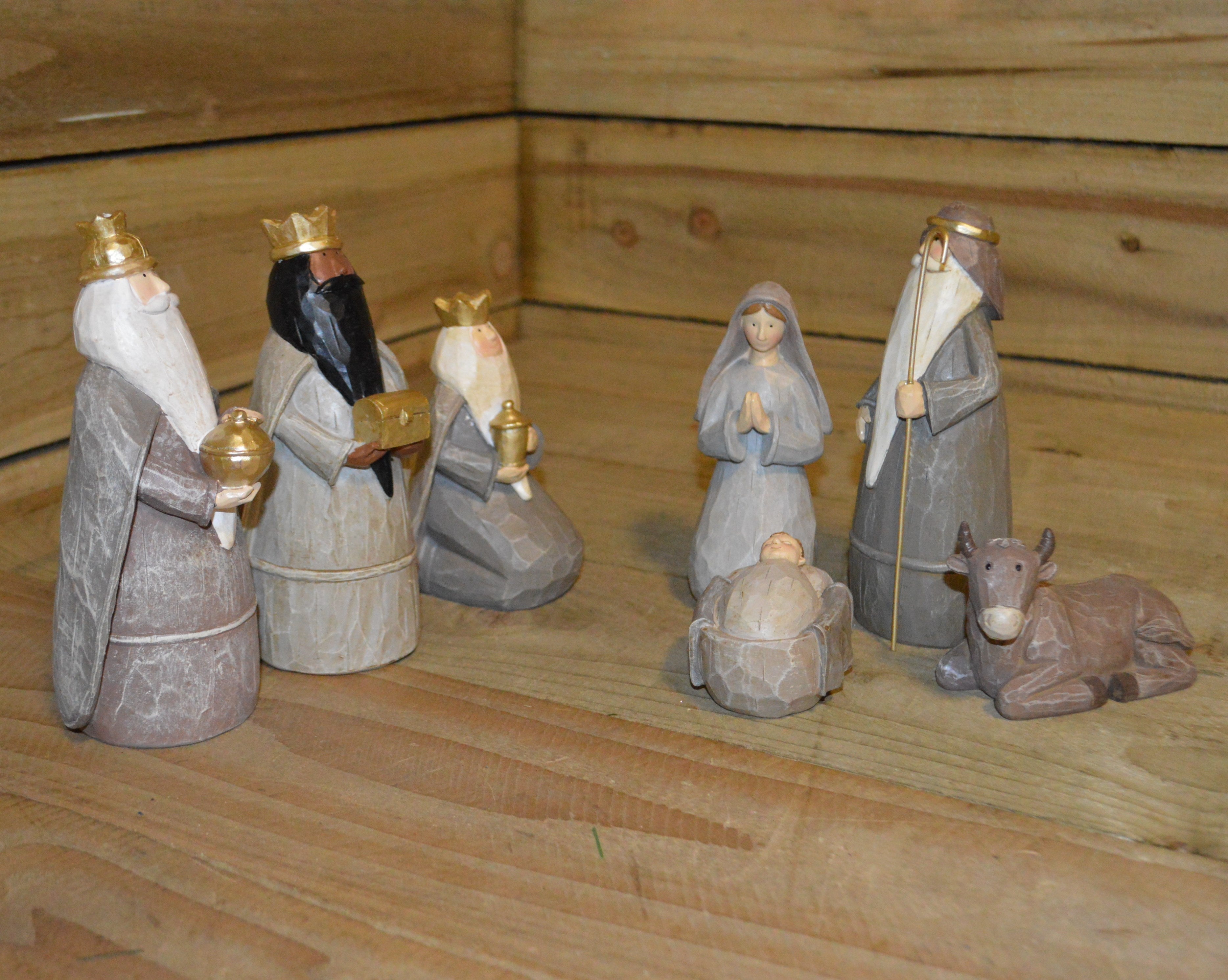 Luxury Christmas Nativity Ceramic Set Of 7 Figures