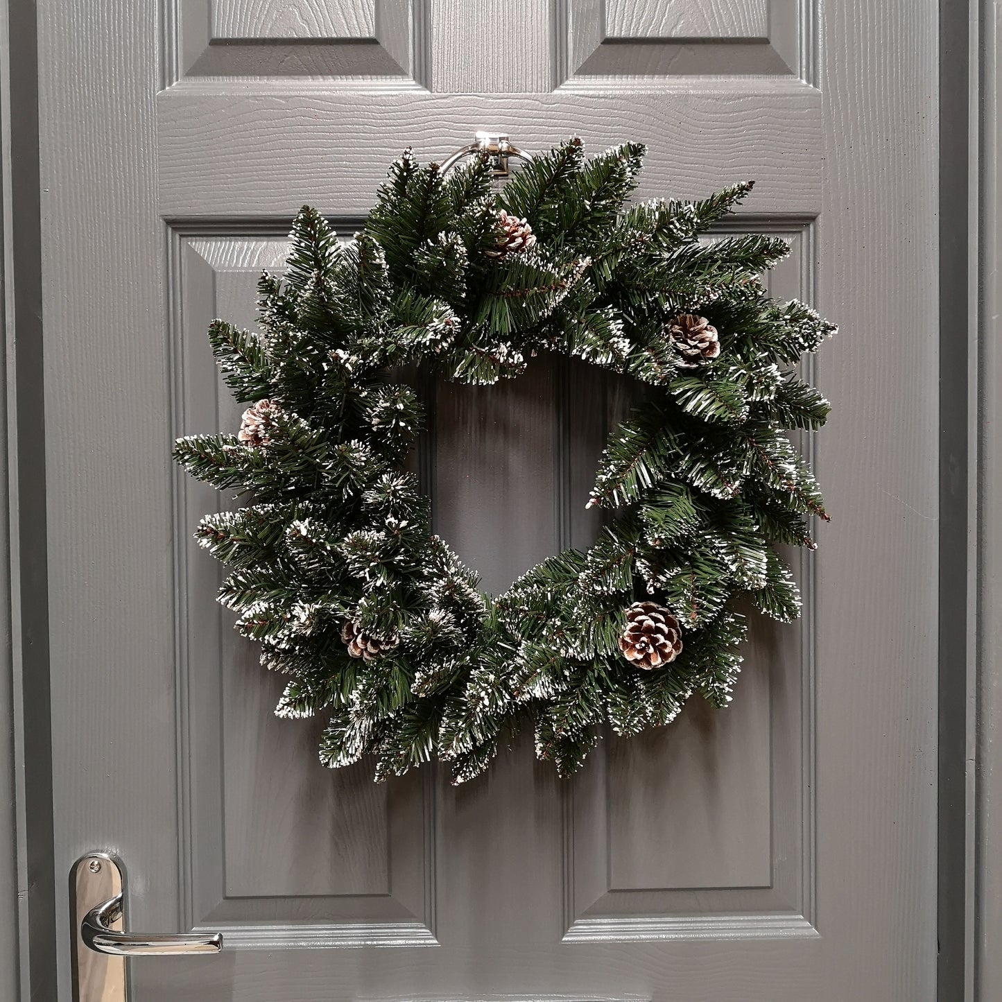 Premier Rocky Mountain Snow Tipped Christmas Wreath 50cm