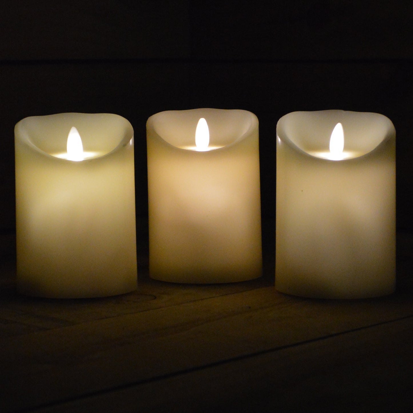 Set of 3 - 13cm x 9cm Battery Operated Dancing Flame Candle with Timer in Cream