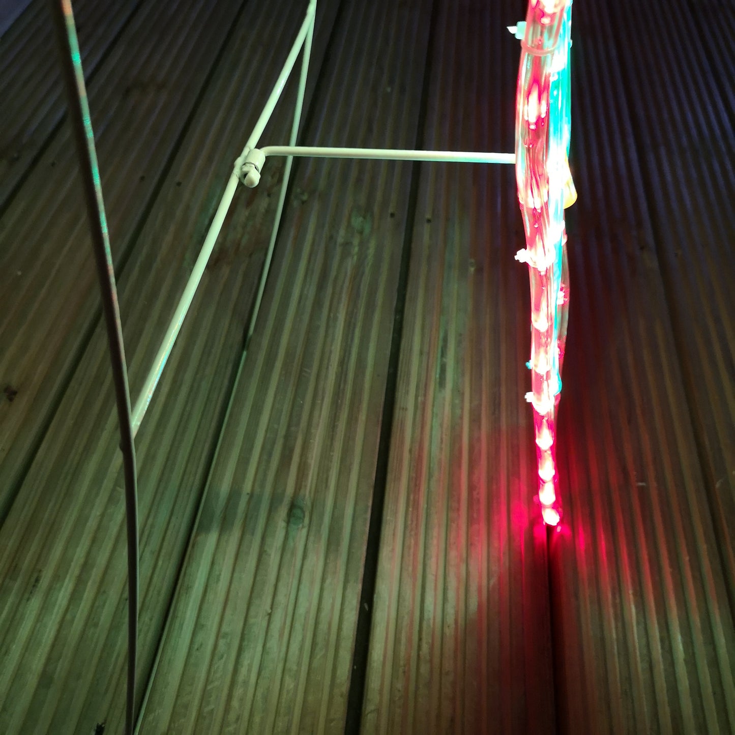 118 x 62cm LED North Star Rope Light Outdoor Christmas Silhouette in Multicoloured with Speed Controller