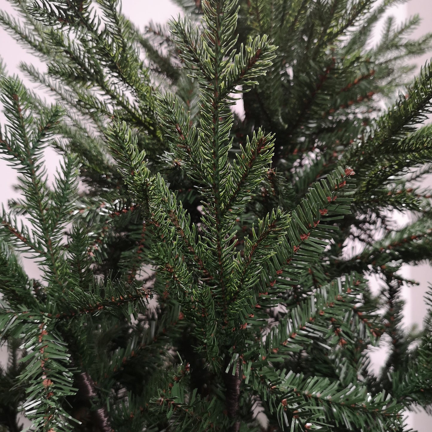 8ft 240cm Green Glenshee Spruce Artificial Christmas Tree PE and PVC Mix Natural Look