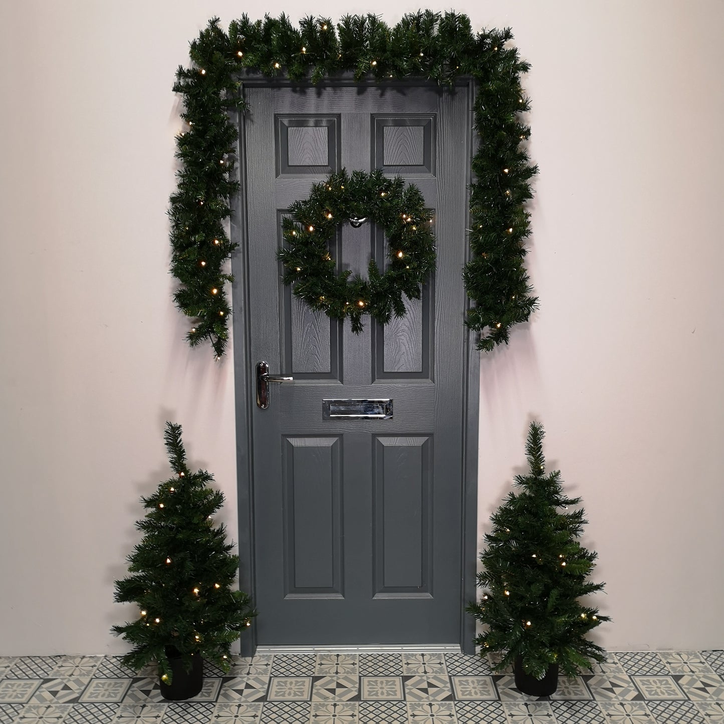 Pre Lit Christmas Door Decoration Kit - 90cm Trees / Garland & 60cm Wreath