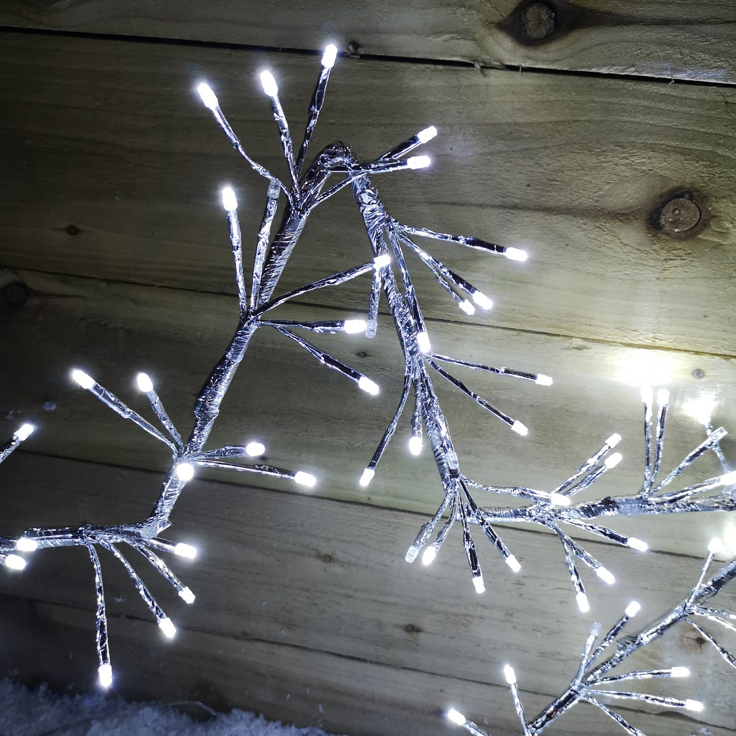 60cm Silver Christmas Star 150 Ice White LED Indoor/Outdoor Christmas Decorations